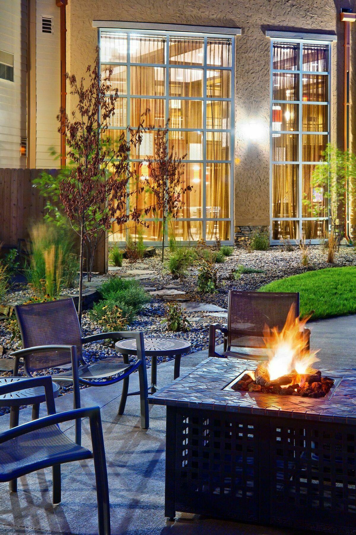 Clubhouse Hotel And Suites Pierre Exterior foto